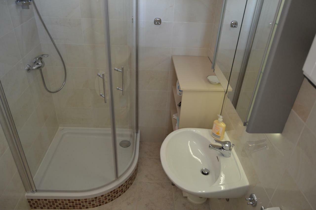Apartmani Misic Ždrelac 外观 照片